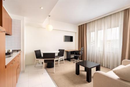 Park Inn by Radisson & Residence - 33