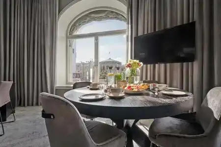 Karl Johan - 82