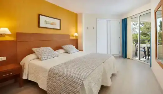 Hipotels Bahía Grande Aparthotel - 40