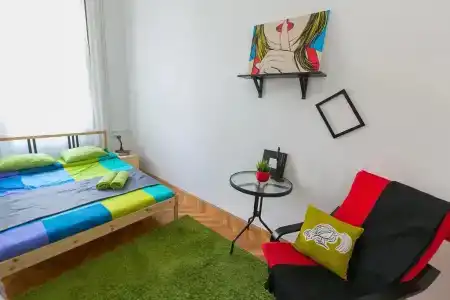 Friends Hostel & - 47
