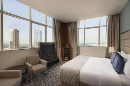 Ramada Abu Dhabi Corniche - 41