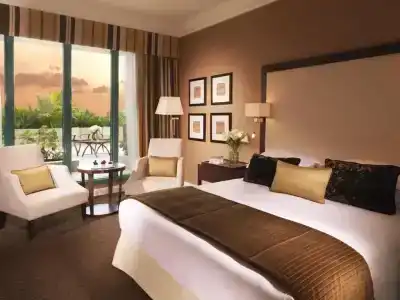 Mövenpick Grand Al Bustan - 29