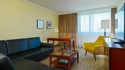 Courtyard by Marriott Düsseldorf Seestern - 28