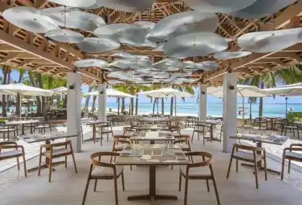 Paradis Beachcomber Golf Resort & Spa - 16