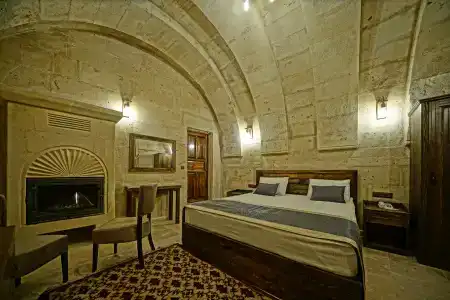 Castle Cave - 1