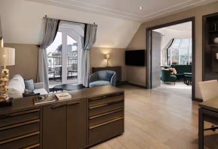 Hilton Vienna Plaza - 94
