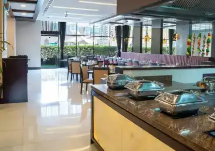 Mövenpick Al Mamzar Dubai - 21