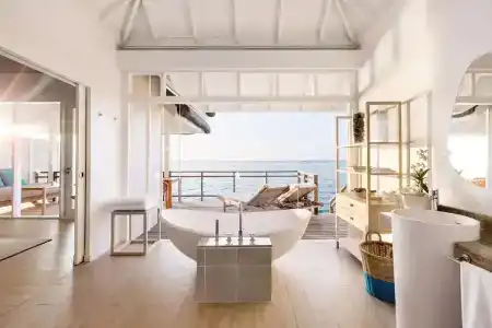 Lux* South Ari Atoll Resort & Villas - 13