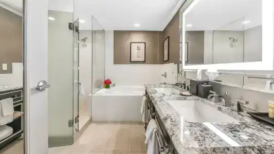 The Madison, a Hilton - 63
