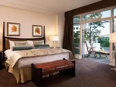 Fairmont Waterfront - 78
