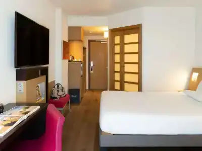 Novotel Barcelona City - 45