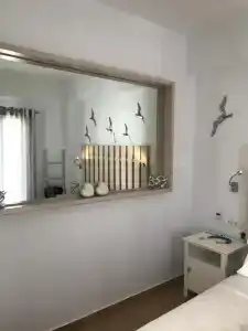 Yanna Luxury Suites (Asteri Suites) - 6