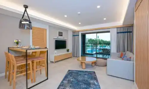 A Suite Side - 25