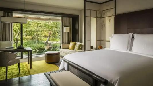Four Seasons Kyoto - 36