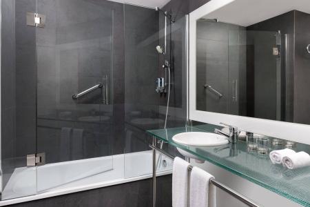Four Points by Sheraton Barcelona Diagonal - 46
