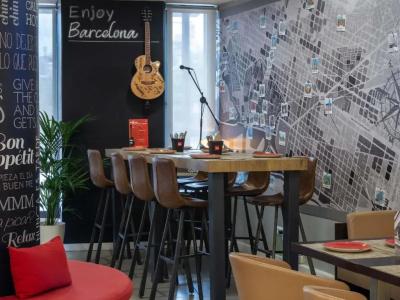 Ibis Barcelona Meridiana - 20
