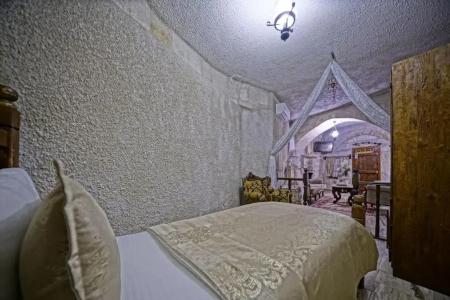 Maccan Cave - 105