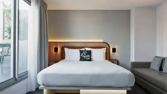 Moxy Paris Bastille - 2