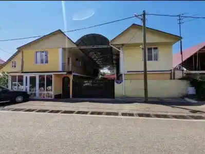 Южный берег на Апрельской - 1