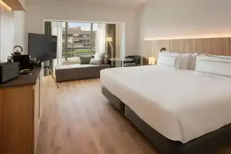 Melia Barajas - 61