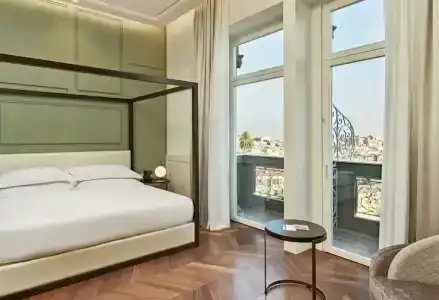 The Britannique Naples, Curio Collection By Hilton - 67