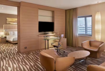 Hilton Frankfurt Airport - 60
