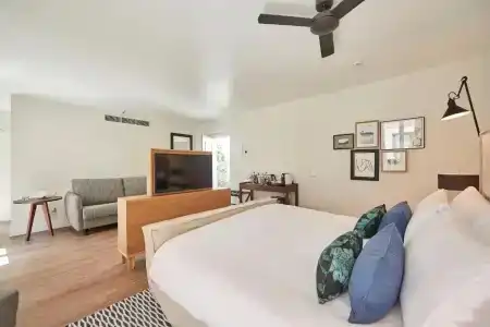 m House - 49