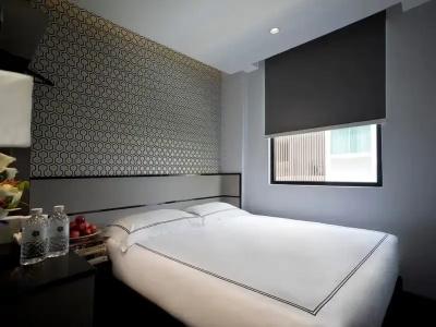 Venue The Lily - Sg Clean - 28