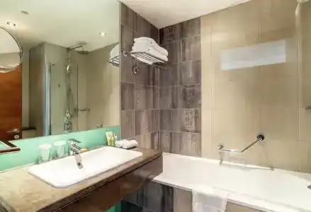 Hilton London Canary Wharf - 57