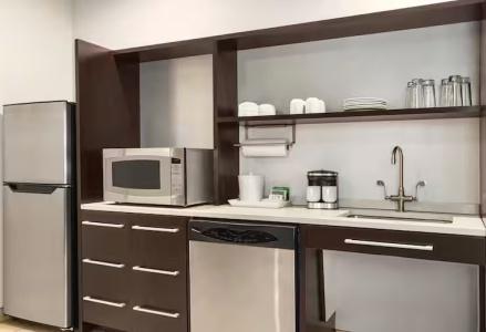 Home2 Suites Long Island City/Manhattan View - 63