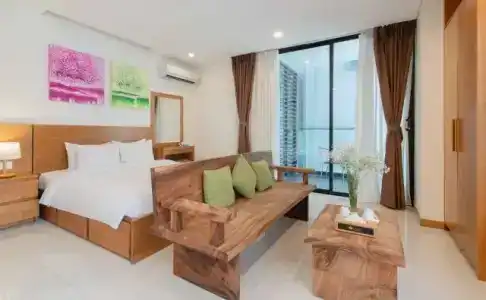 Maple & Apartment - 198