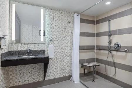 Holiday Inn Downtown Centre By Ihg - 31