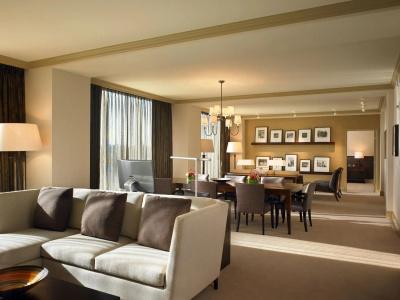 Hyatt Regency - 72