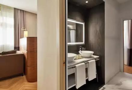 DoubleTree By Hilton Trieste - 52