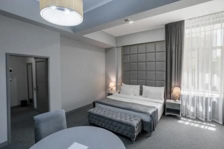 Grand Sapphire - 49