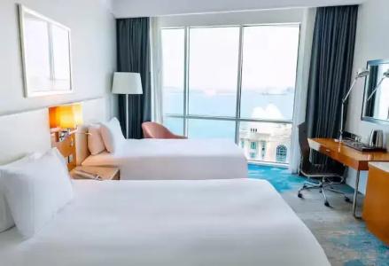 Hilton - 31