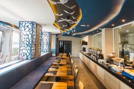 Triple L Patong Beach Phuket - 19