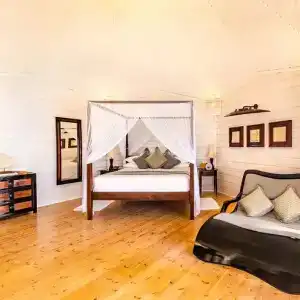 Komandoo Island Resort & Spa - 41