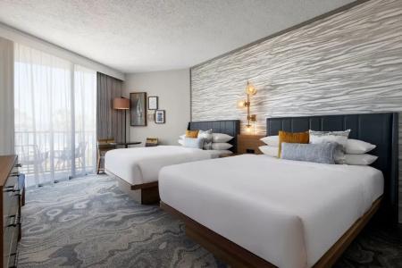 Sheraton San Diego & Marina - 32