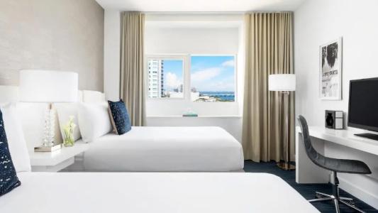 Yve Miami - 35