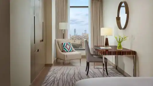 The Ritz-Carlton - 98
