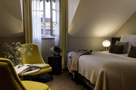 D Geneva - 53