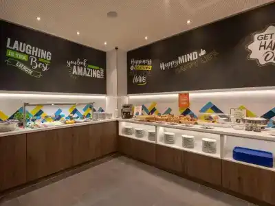 Hampton by Hilton Düsseldorf City Centre - 16