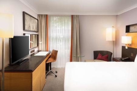 Hilton London Kensington - 50