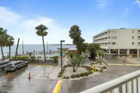 Sailport Waterfront Suites - 68