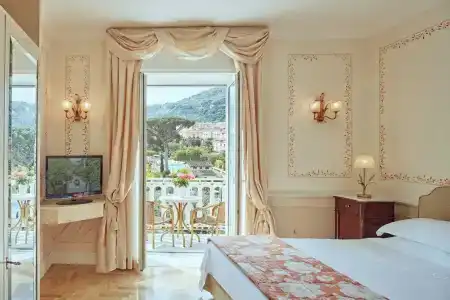 Grand Excelsior Vittoria - 55