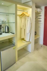 Alia Luxury Suites - 65