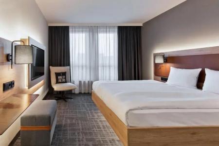 Moxy Berlin Humboldthain Park - 0