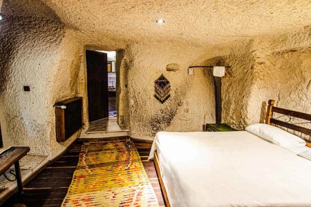 Sultan Cave Suites - 100