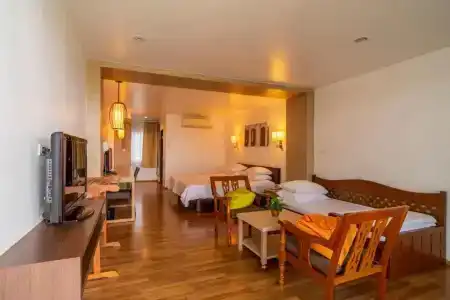 Best Western Phuket Ocean Resort - 77